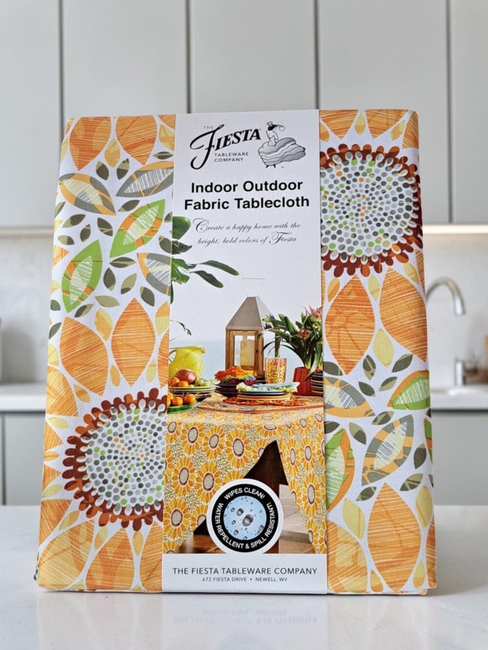 Fiesta Round 70" Indoor Outdoor Fabric Tablecloth Bright Sunflower NEW